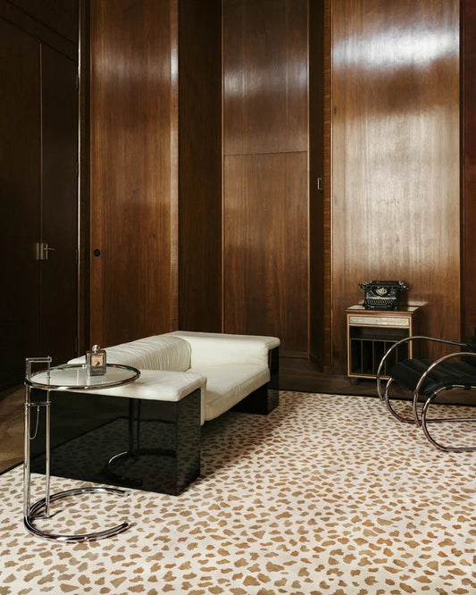 Wild Canvas Spotted Pattern Hand-Tufted Area Rug