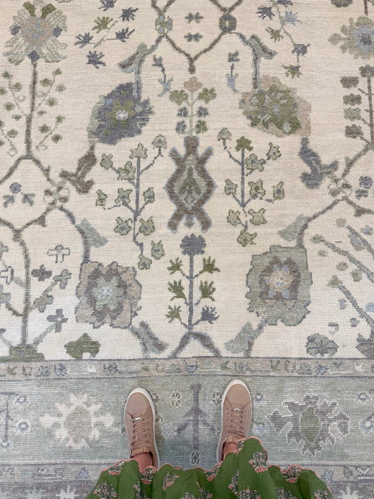 Sage & Ivory Traditional Oushak Area Rug