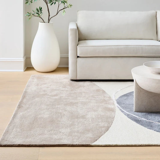 Charcoal & Beige Minimalist Curved Tufted Rug