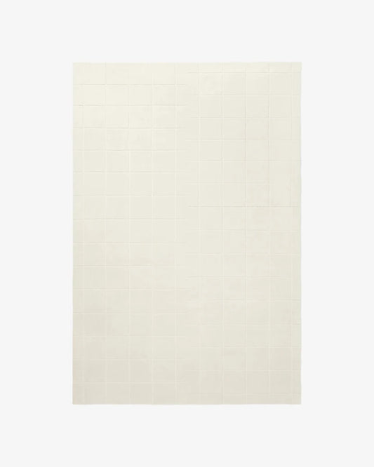 Contemporary Soft Off-White Grid Tufted Accent Rug