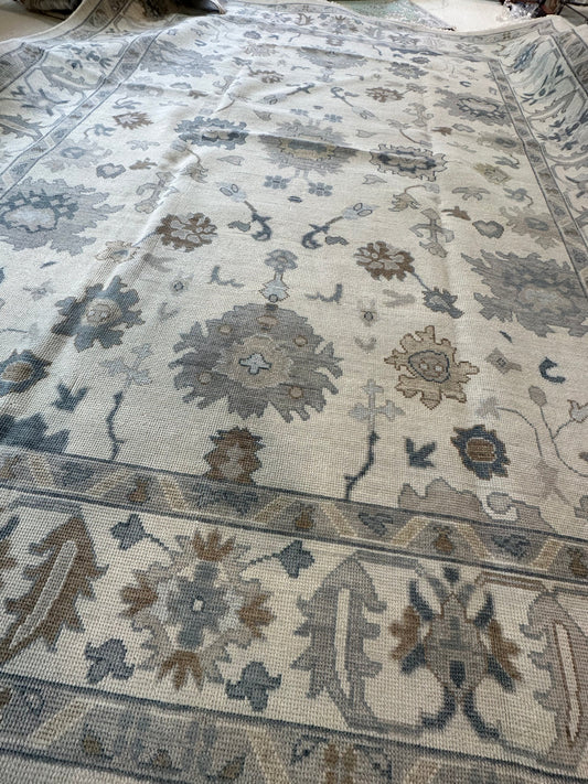 Vintage Neutral Grey & Blue Floral Oushak Rug
