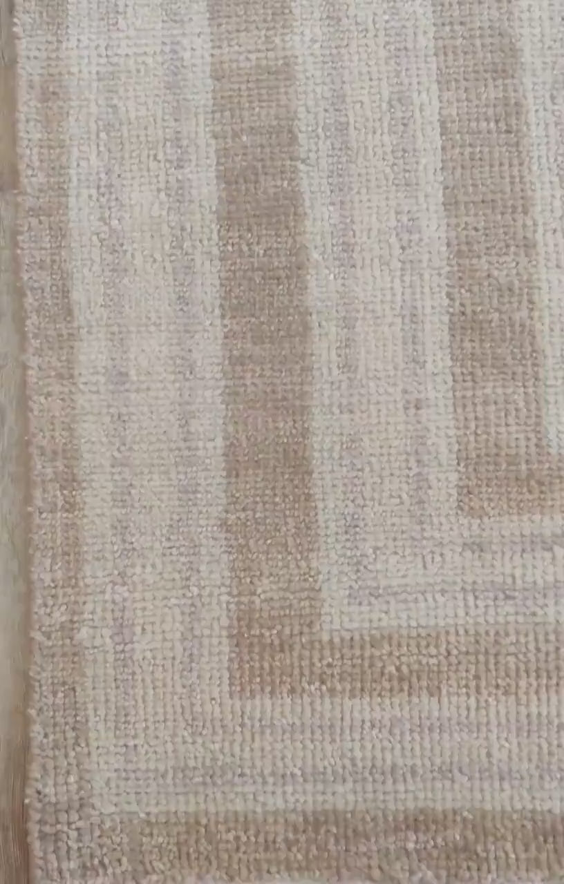 Beige & Cream Geometric Stepped Maze Area Rug